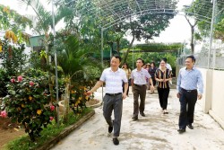 Hội ND tỉnh: Tham quan học tập kinh nghiệm xây dựng vườn chuẩn nông thôn mới