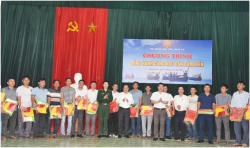 Hội Nông dân tỉnh Nghệ An đồng hành cùng ngư dân vươn khơi bám biển