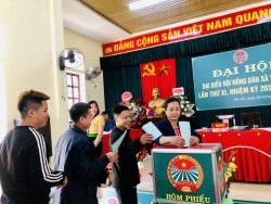 Hội Nông dân xã Yên Na tổ chức thành công đại hội điểm