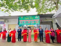 Hội Nông dân thành phố Vinh khai trương chuỗi cửa hàng nông sản, thực phẩm an toàn