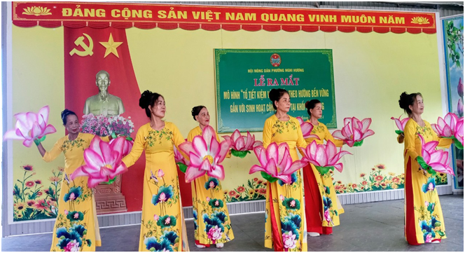 van nghe chao mung le ra mat