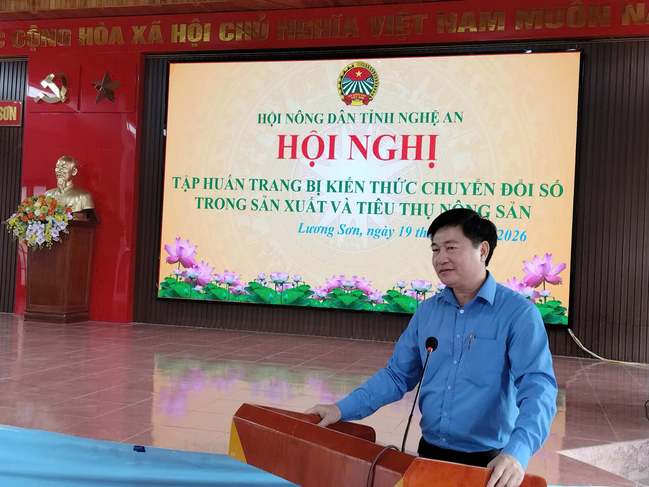dc nguyen hong son pho chu tich hoi nong dan tinh khai mac hoi nghi