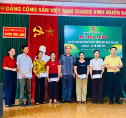 Xã Nhân Hoà: Ra mắt chi hội nông dân nghề nghiệp trồng bầu bí và rau màu