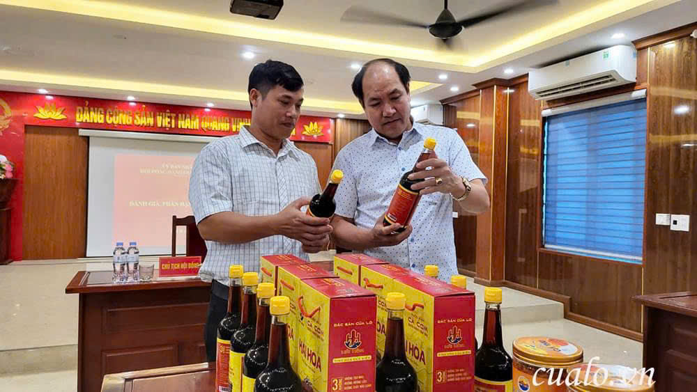 Nông dân Lê Tuấn Quỳnh thành công với mô hình sản xuất kinh doanh nước mắm thùng